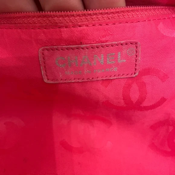 ❤️TRADED❤️Chanel Black cambon shopper tote pink silver dyed painted - Picture 12 of 13